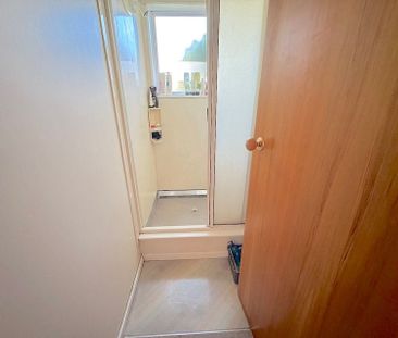 A home with good outdoor space - Photo 2