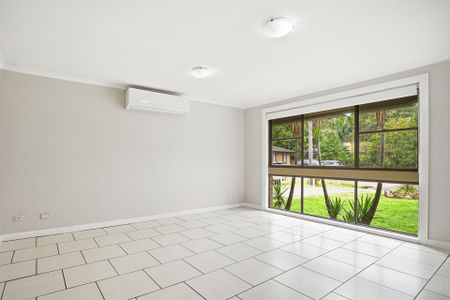 THREE BEDROOM FAMILY HOME - Photo 3