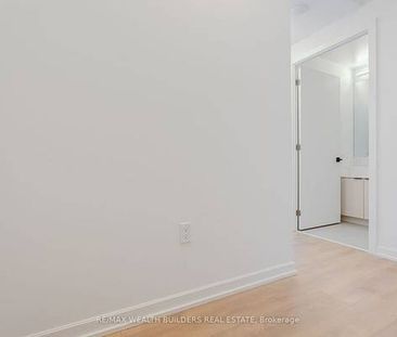 BRAND NEW CORNER UNIT 2 BEDS 1 BATH GALLERIA ON THE PARK - Photo 4