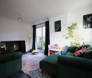 3 Bedroom Detached To Let - Photo 5