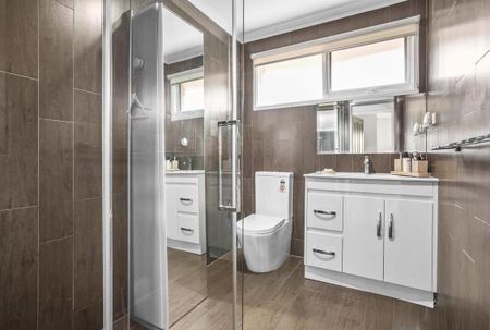 Comfort, Convenience, and Modern Efficiency in a Family-Friendly Setting - Photo 4