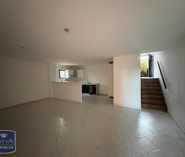 Location Maison 5 pièces 124m² LA MONTAGNE 97417 - Photo 1