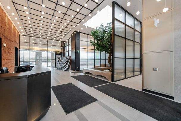 For Lease - 3220 William Coltson Avenue Unit# 817, Oakville, Ontario - Photo 1