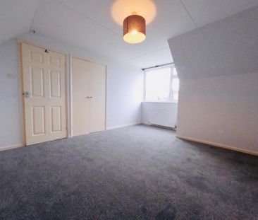 4 bedroom bungalow to rent - Photo 3