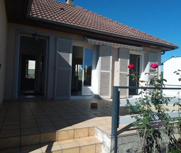 Location Maison 6 pièces 103m² HAUTERIVE 03270 - Photo 3