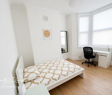 1 bedroom in a flat share to rent - Photo 1