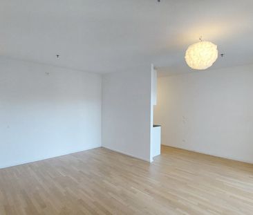 Sonnwendviertel: 1-Zimmer-Wohnung mit Balkon im 12. OG – Fitnessrau... - Foto 2