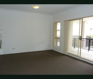 Modern 2 bedroom unit in the heart of Hurstville - Photo 1