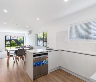 Renovated Luxury - Private Garden Oasis - Photo 6