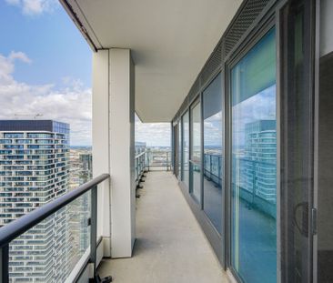 For Lease - 5 Buttermill Avenue Unit# 6102, Vaughan, Ontario - Photo 6