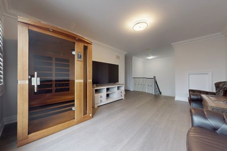 For Lease - 20 Giardina Crescent, Richmond Hill, Ontario - Photo 5