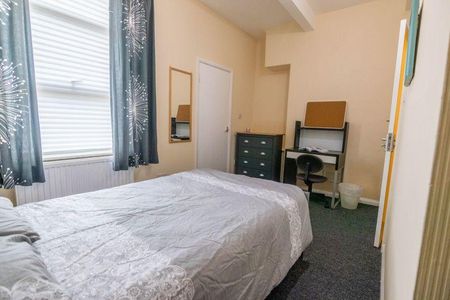 3 bedroom house share to rent - Photo 5