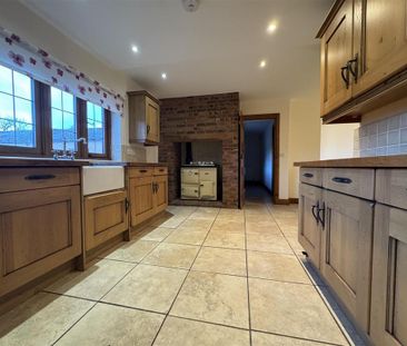 3 bedroom detached house to rent - Photo 6