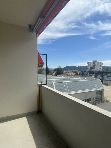 Joli 2.5 pièces rénové à la Neuveville à louer ! - Photo 4
