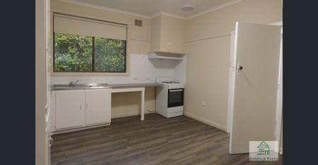 Neatly presented 3 Bedroom Home in Moe - Photo 3