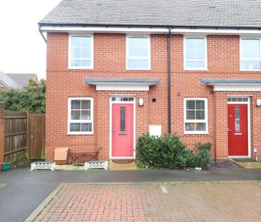 2 bedroom end of terrace house to rent - Photo 3