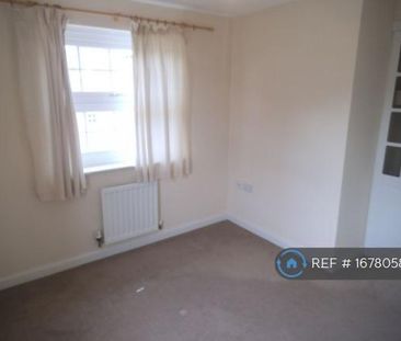 2 bedroom end of terrace house to rent - Photo 3