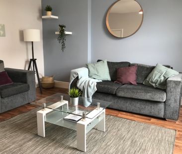*Central Location**No Deposit**All Bills Included* - Photo 6