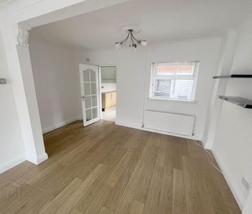 4 York Crescent, Belfast, BT15 3RA - Photo 1