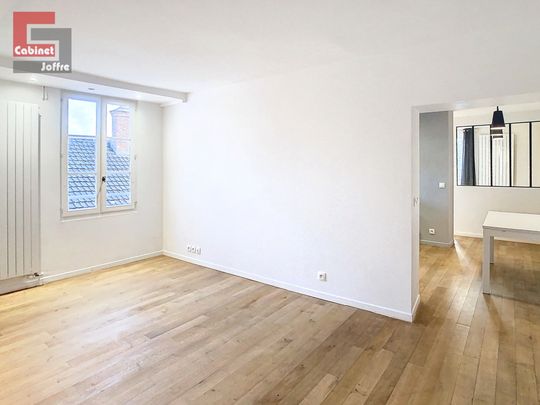 Location Appartement 3 pièces 66m² FONTAINEBLEAU 77300 - Photo 1