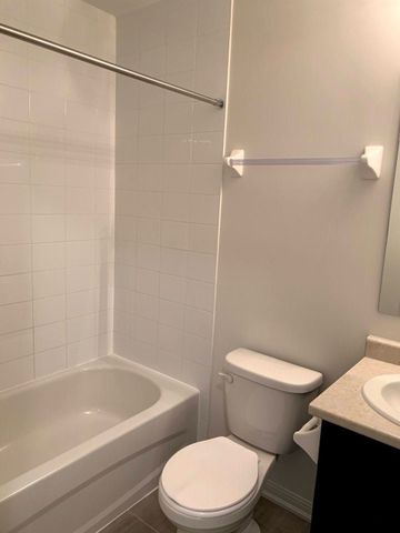 For Lease - 250 Sunny Meadow Boulevard Unit# 98, Brampton, Ontario - Photo 4