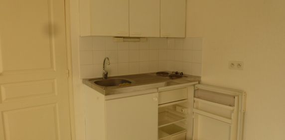 Location Appartement 1 pièce 18m² NANTES 44000 - Photo 2