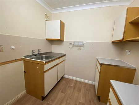 St. Johns Park, Whitchurch - Photo 5