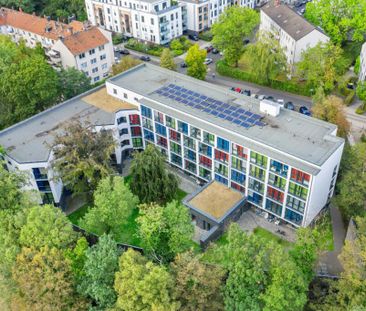 Möbliertes Zimmer in Frauen-WG in zentraler Lage für Studenten und ... - Photo 6