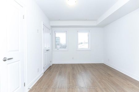For Lease - 31 Salvador Allende Court, Toronto, Ontario - Photo 2