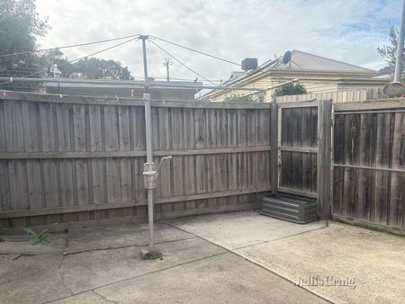 2 Laverton Street, Williamstown - Photo 4