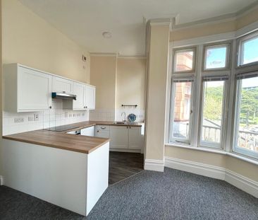 2 bedroom flat to rent - Photo 6