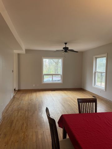 For Lease - 151 Simcoe Street, Orillia, Ontario - Photo 2