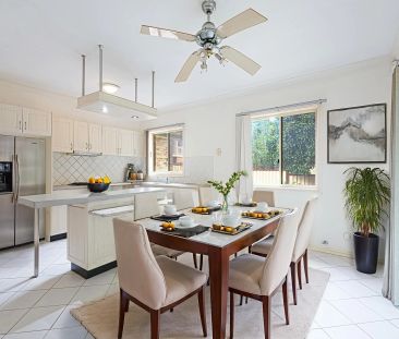 Ideal Family Home in a Prime Location - Photo 2