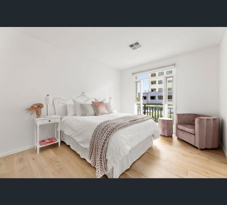69 Esplanade East, Port Melbourne, Vic 3207 - Photo 1