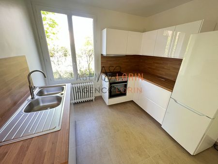 Maison 7 pièce(s) 5 chambre(s) 158.43 m² - Photo 4