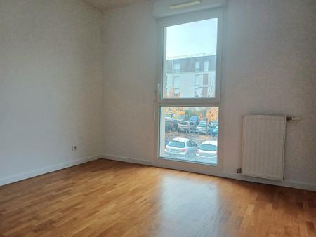 location Appartement T3 DE 63.19m² À PALAISEAU - Photo 2