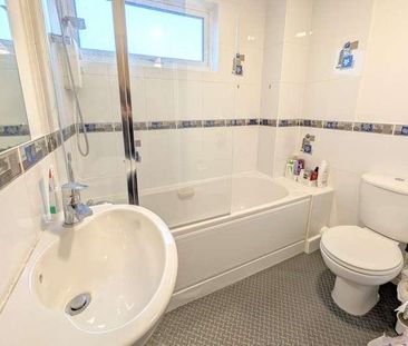 Goldsworth Park, Woking, Surrey, GU21 - Photo 6