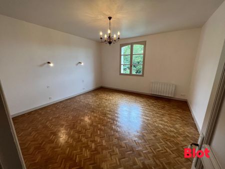 Location Maison 6 pièces 182m² VIGNOC 35630 - Photo 2