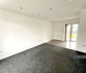 3 bedroom terraced house to rent - Photo 4