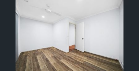 Large 4 Bedroom Family Home - Photo 3