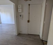Location Appartement 4 pièces 71m² MARTIGUES 13500 - Photo 4