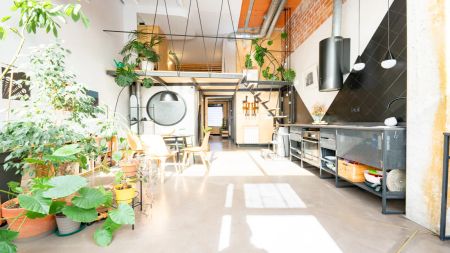 Contemporary design, large terrace and spaces filled with natural light - Photo 3