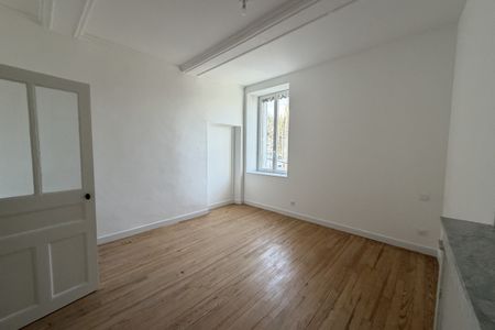 VALREAS, appartement de type3bis d'environ 72m2 - Photo 2