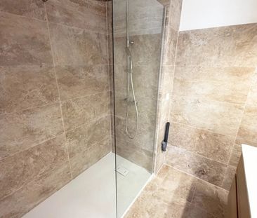 Location Appartement 2 pièces 62m² NICE 06000 - Photo 4
