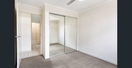 x Bright, Modern & Ultra-Convenient Living! - Photo 5