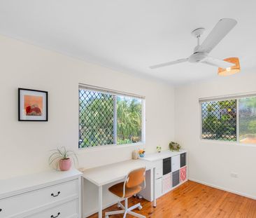 Tidy Three Bedroom Home in New Auckland - Photo 3