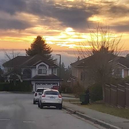 2 bedroom in a cozy quiet neighborhood Coquitlam Eagle Mountain Area. - Photo 1