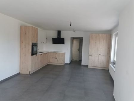 Appartement te huur - Foto 2