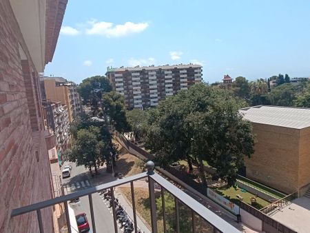 Piso de alquiler en Carrer de la Duquessa D'orleans, Sarrià - Photo 4