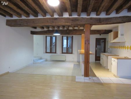 F2 DE 72 m² - 57 RUE AUX FEVRES 71100 CHALON SUR SAONE. - Photo 5